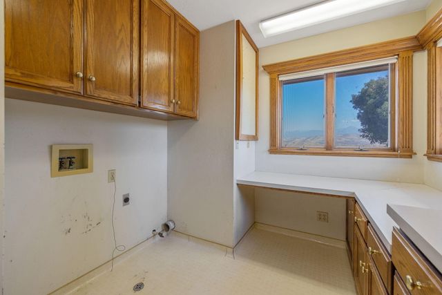 315 Valley View Drive, Exeter, CA 93221