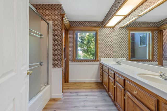 315 Valley View Drive, Exeter, CA 93221