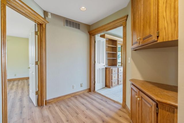 315 Valley View Drive, Exeter, CA 93221