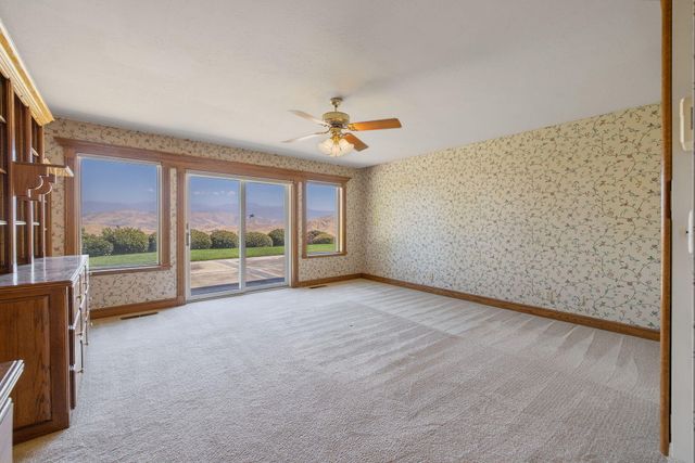 315 Valley View Drive, Exeter, CA 93221