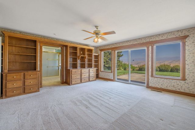 315 Valley View Drive, Exeter, CA 93221