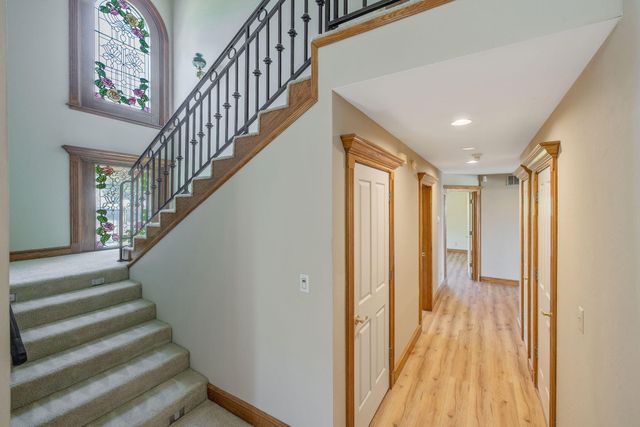 315 Valley View Drive, Exeter, CA 93221