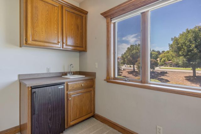 315 Valley View Drive, Exeter, CA 93221