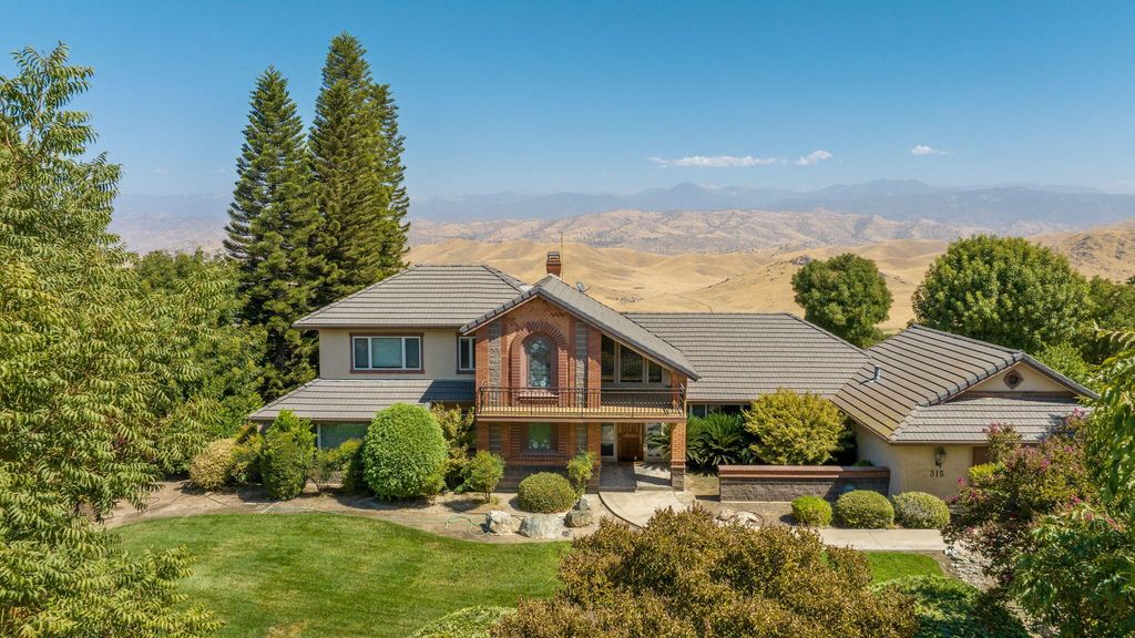 315 Valley View Drive, Exeter, CA 93221