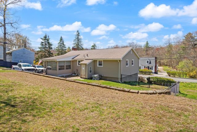 204 Nashua Rd, Billerica, MA 01862