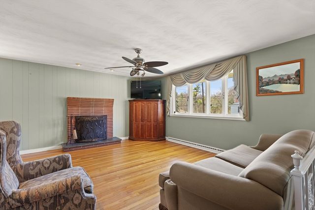 204 Nashua Rd, Billerica, MA 01862
