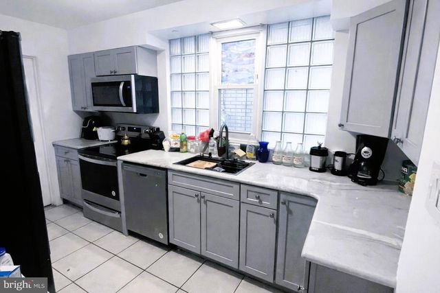 274 E ELM ST, Allentown, PA 18109