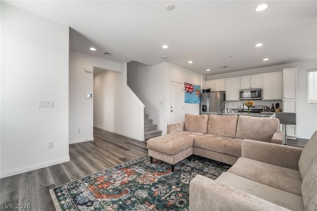 353 Silva Place, Henderson, NV 89011