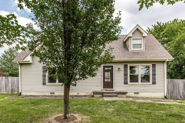 4803 Church St, Greenbrier, TN 37073