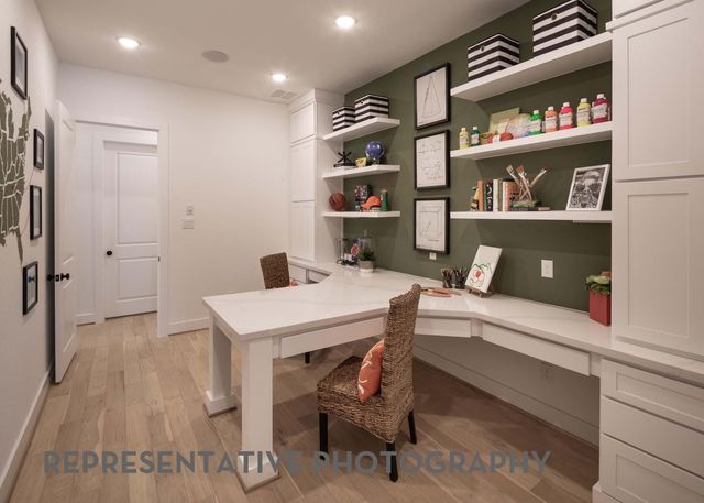 2405 Red Hen Lane, Aledo, TX 76008