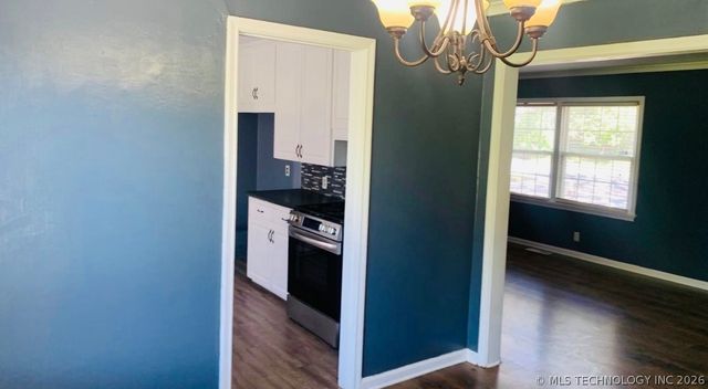 6742 E 6th Street, Tulsa, OK 74112