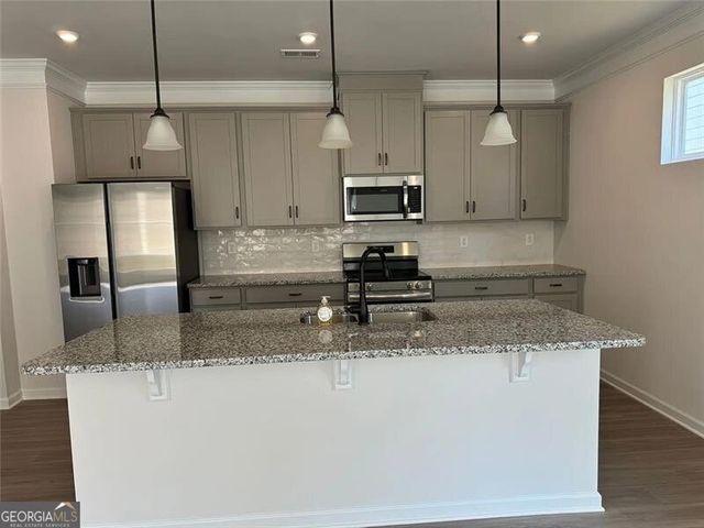 425 Perth Drive, Cartersville, GA 30121