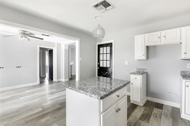 2105 Marshall Street, Pasadena, TX 77506