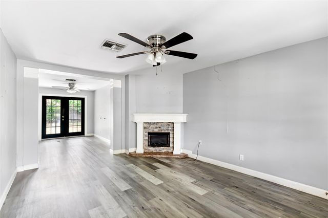 2105 Marshall Street, Pasadena, TX 77506