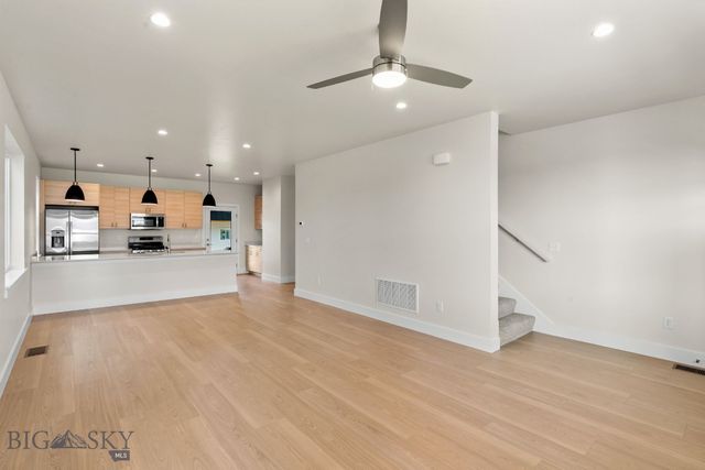 809 Spaniel Lane, Belgrade, MT 59714