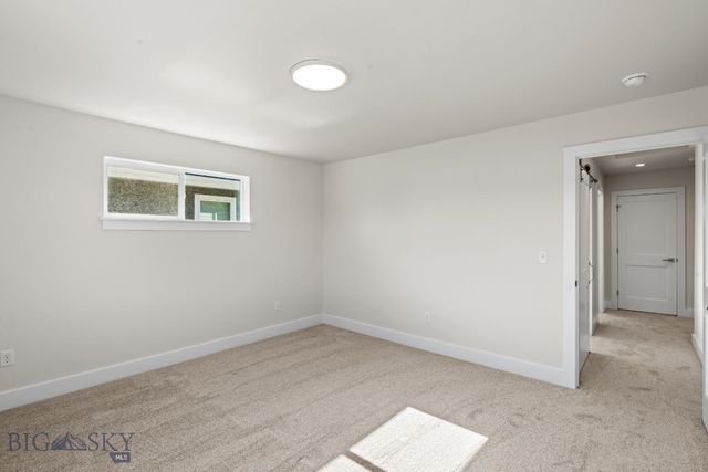 809 Spaniel Lane, Belgrade, MT 59714