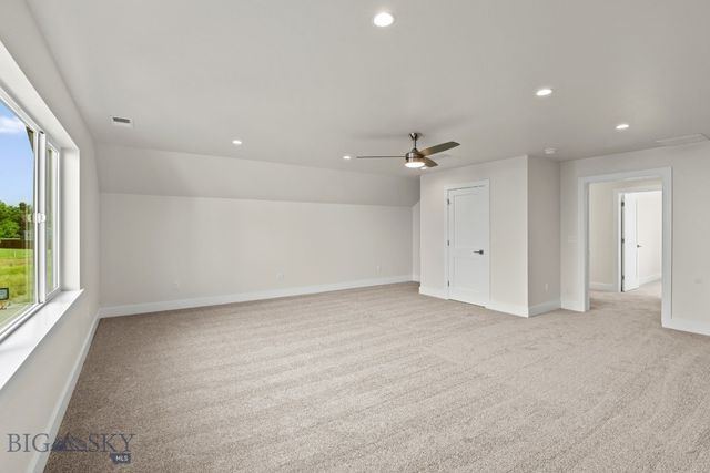 809 Spaniel Lane, Belgrade, MT 59714