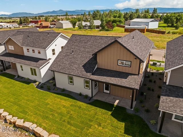 809 Spaniel Lane, Belgrade, MT 59714