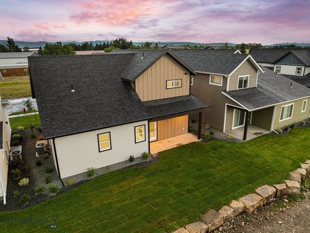 809 Spaniel Lane, Belgrade, MT 59714