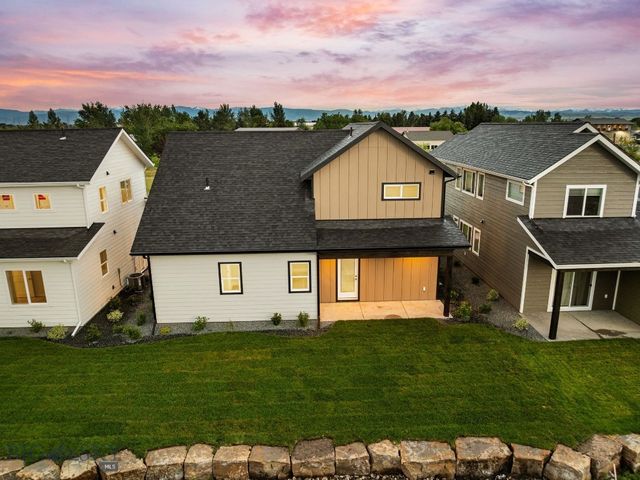 809 Spaniel Lane, Belgrade, MT 59714