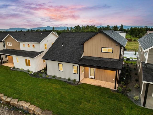 809 Spaniel Lane, Belgrade, MT 59714