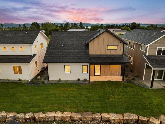 809 Spaniel Lane, Belgrade, MT 59714