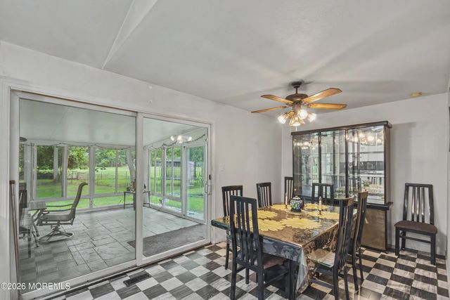 35 Buckingham Drive, Jackson, NJ 08527