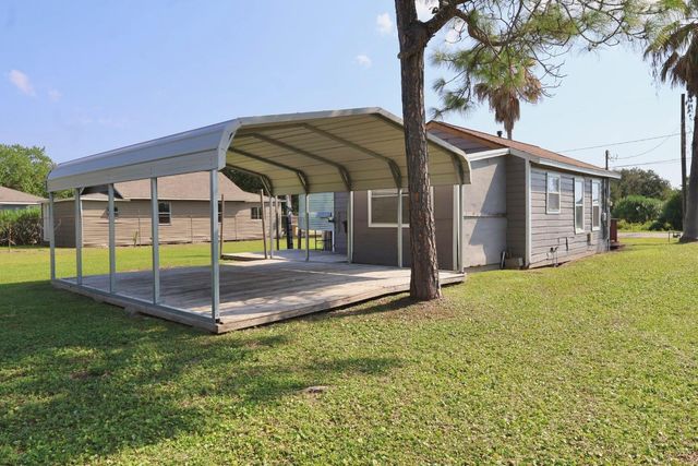 642 5th Street, Dickinson, TX 77539