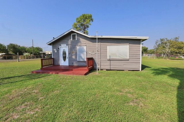 642 5th Street, Dickinson, TX 77539