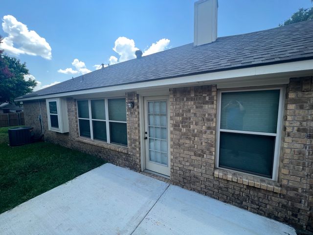 1718 Doubletree Drive, Mesquite, TX 75149