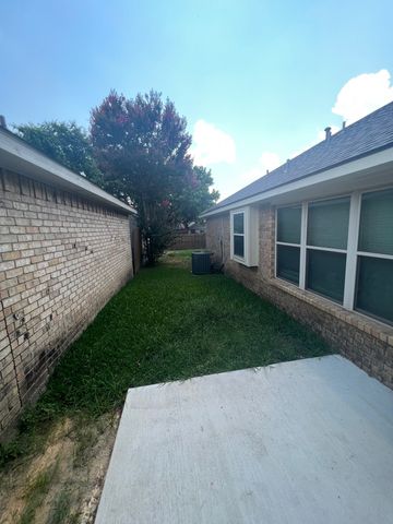 1718 Doubletree Drive, Mesquite, TX 75149