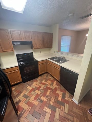 1718 Doubletree Drive, Mesquite, TX 75149