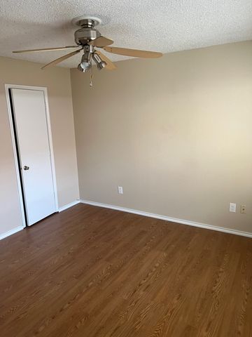 1718 Doubletree Drive, Mesquite, TX 75149