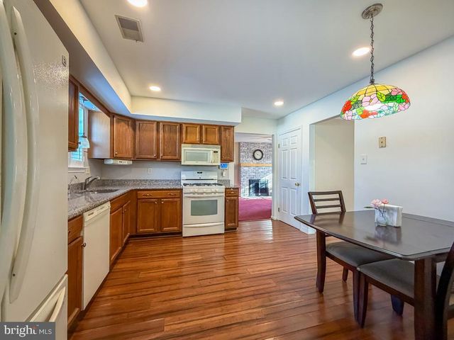 3326 E HAYES RD, Norristown, PA 19403