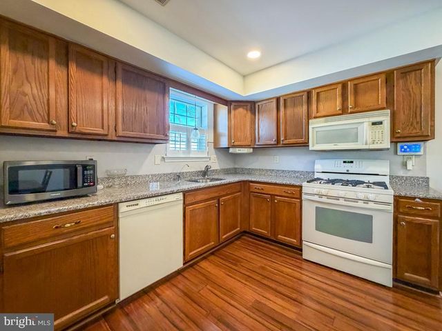 3326 E HAYES RD, Norristown, PA 19403