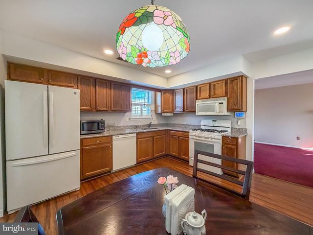 3326 E HAYES RD, Norristown, PA 19403