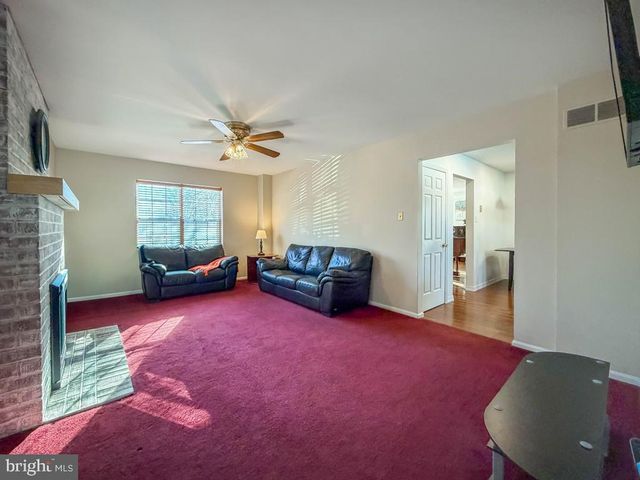 3326 E HAYES RD, Norristown, PA 19403