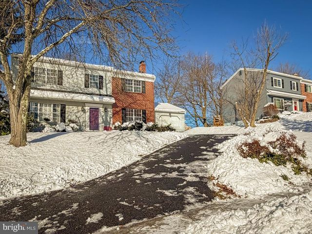 3326 E HAYES RD, Norristown, PA 19403