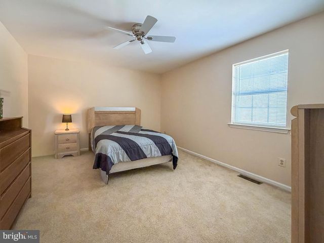 3326 E HAYES RD, Norristown, PA 19403