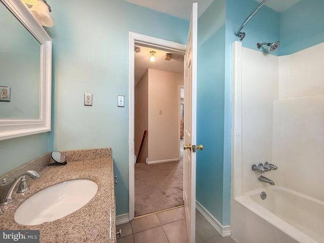 3326 E HAYES RD, Norristown, PA 19403