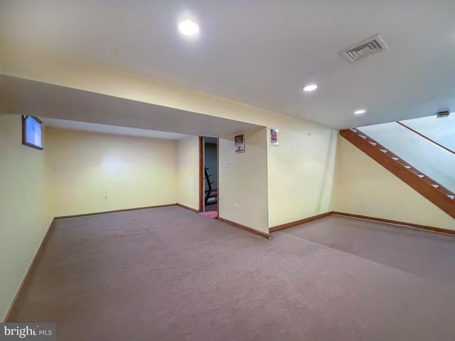 3326 E HAYES RD, Norristown, PA 19403