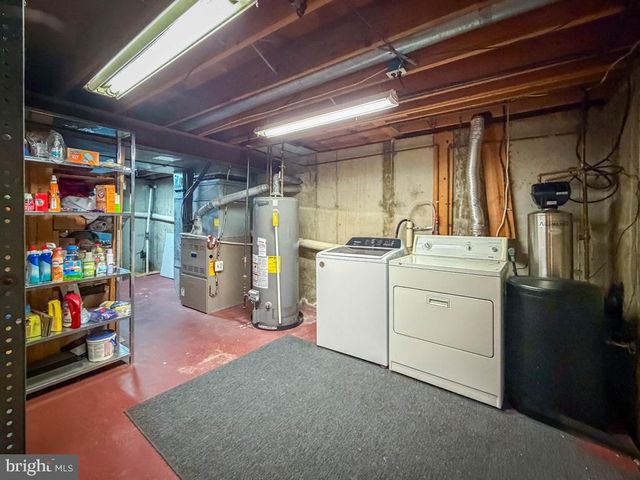 3326 E HAYES RD, Norristown, PA 19403