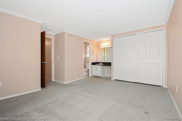 39256 Grennada Street, Livonia, MI 48154