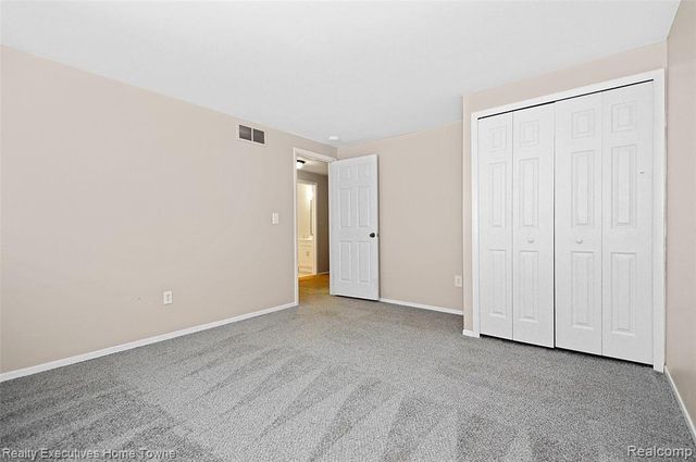 39256 Grennada Street, Livonia, MI 48154