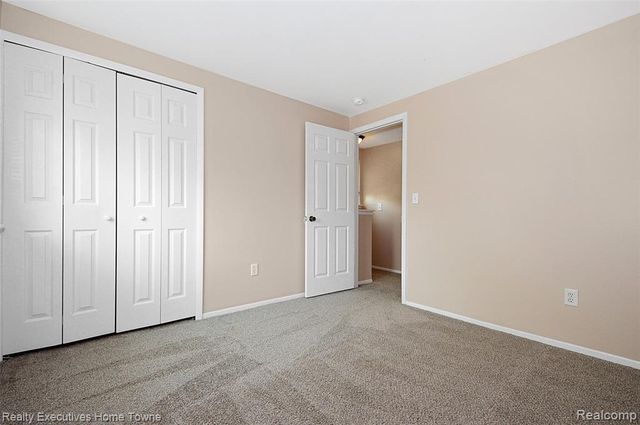 39256 Grennada Street, Livonia, MI 48154