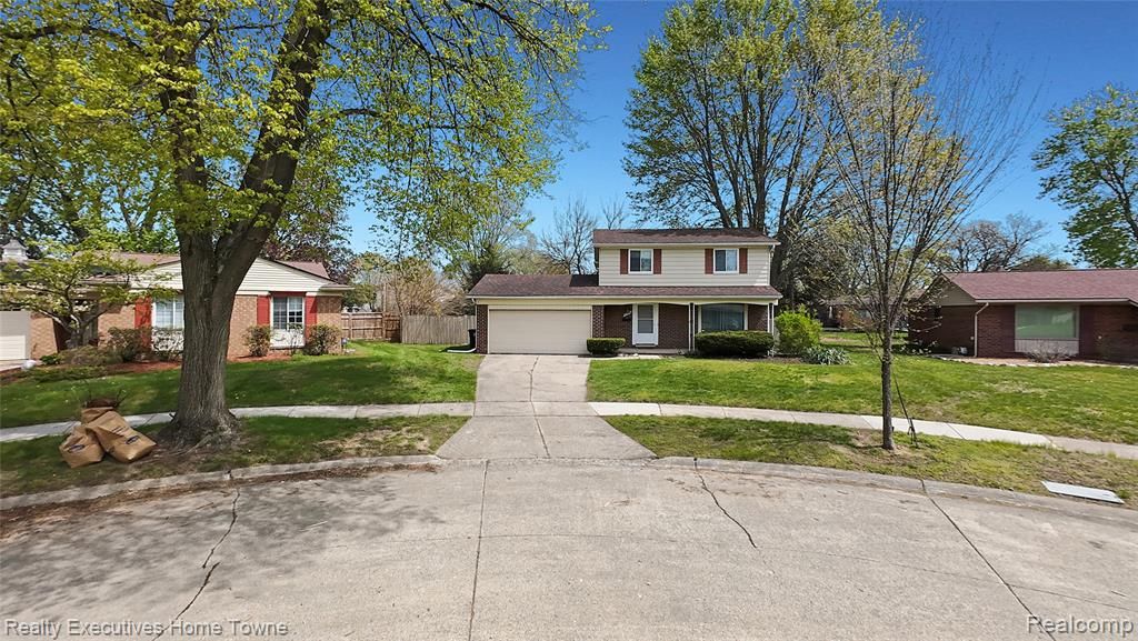 39256 Grennada Street, Livonia, MI 48154