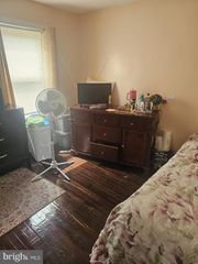 2527 S MASSEY ST, Philadelphia, PA 19142