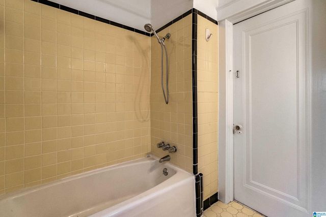 3431 CLIFF ROAD, Birmingham, AL 35205