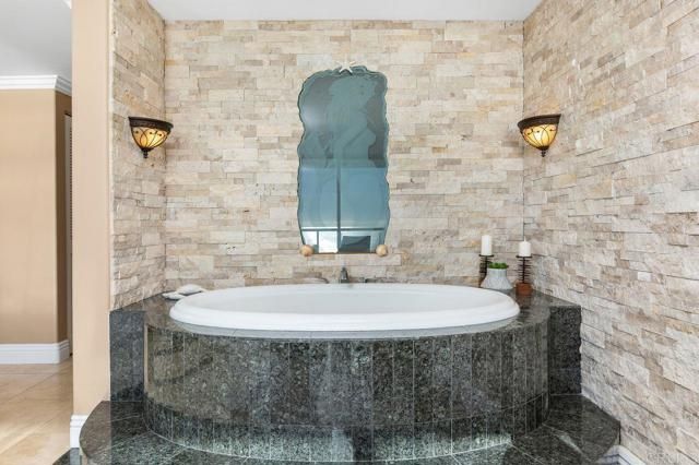 1200 Harbor 15B, Oceanside, CA 92054