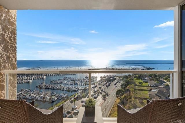 1200 Harbor 15B, Oceanside, CA 92054